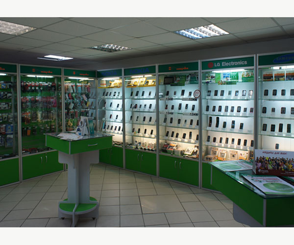 Комплексное оформление магазина по продаже мобильных телефонов